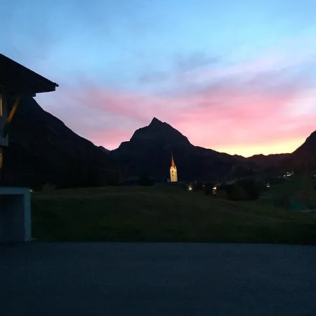 Laurins * גלטור