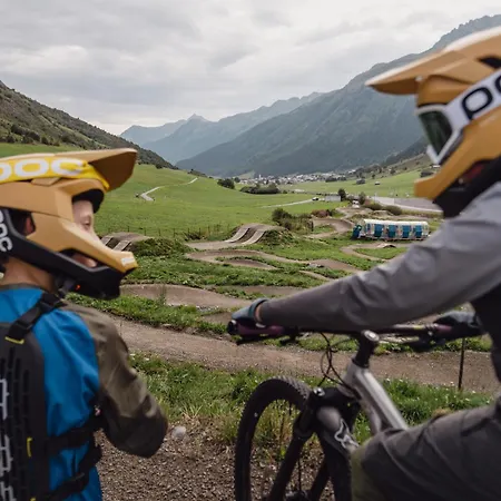 アパート Laurins *